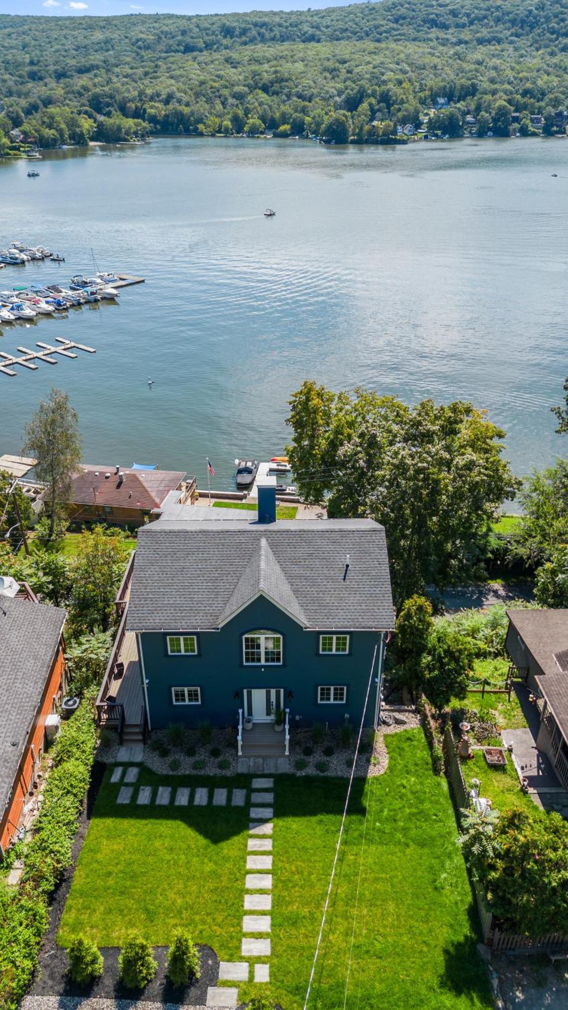 Lakeview House - Hot Tub - Firepit - Stunning Views - Spacious Deck - Cozy Living Room - Bar Greenwood Lake Extérieur photo